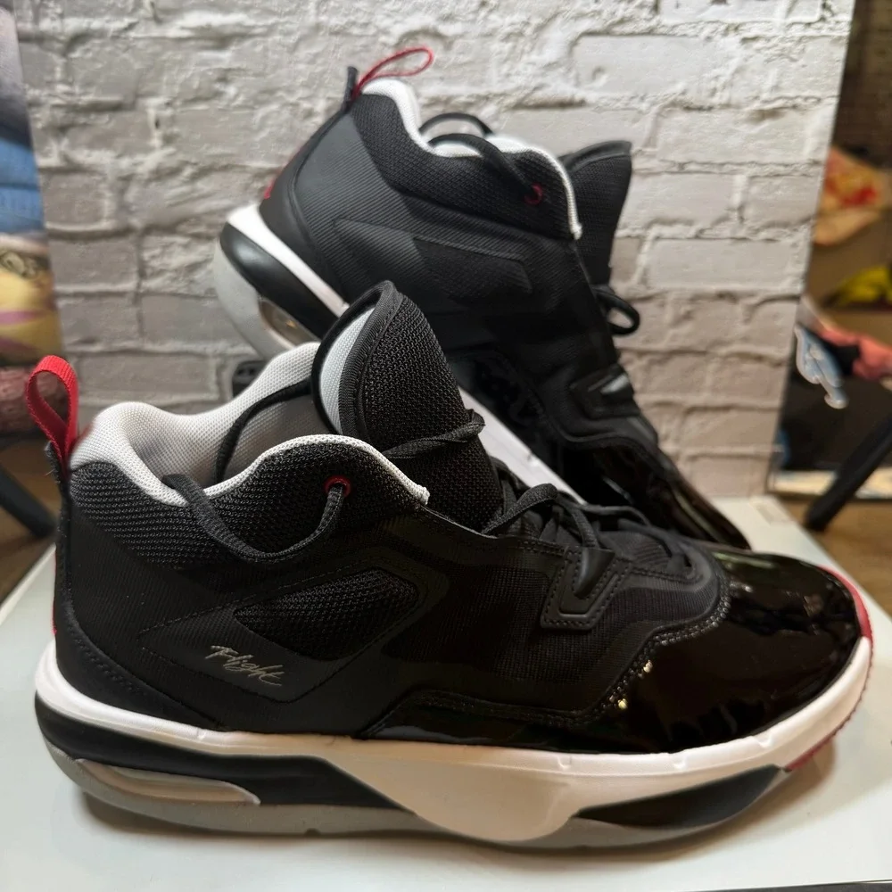 Air Jordan Stay Loyal 3 Mens 10.5 Black Red White Flight Shoes FB1396-006